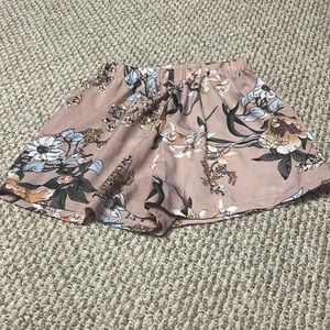 SHEIN shorts! Haven’t even worn I didn’t like the style when I got them!